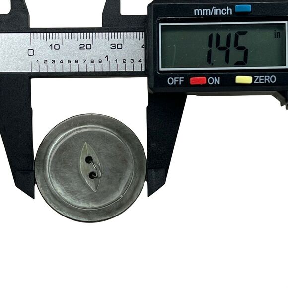 6 Vintage Mother of Pearl Shell Buttons Buckles Sewing Notions - Picture 8 of 8